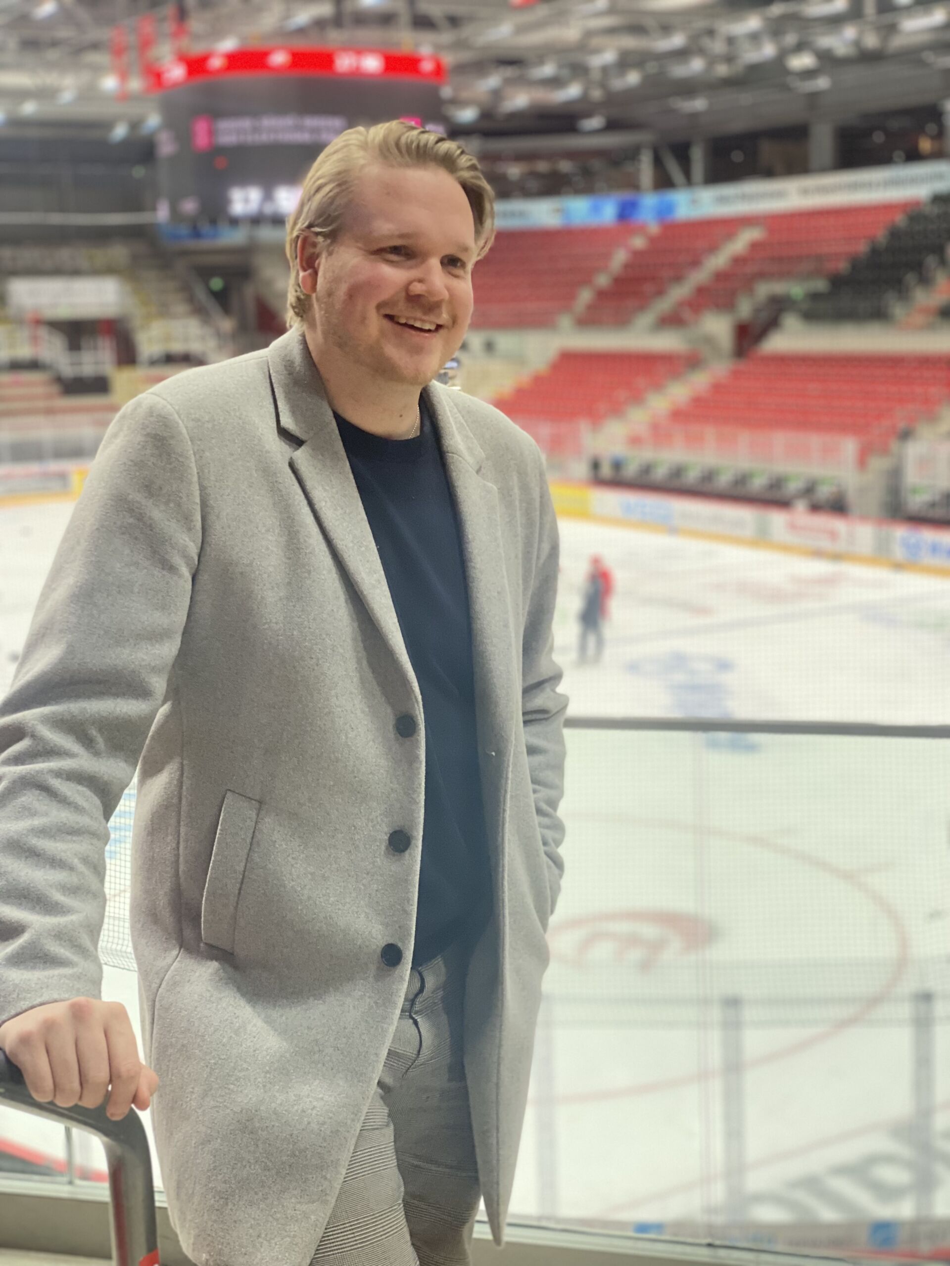 Mit J kiekon Pelaaminen Korkeakoulusarjassa Maksaa Tutka