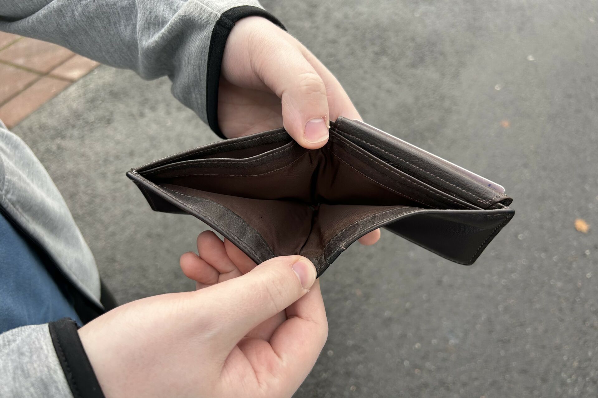 Palkattomat harjoittelut aiheuttavat opiskelijoille taloudellisia vaikeuksia. Kuva: Reeta Kämäräinen