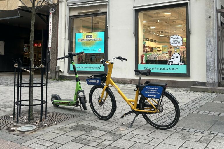 Kaupunkipyörien kautta on pidennetty 23. joulukuuta saakka. Kuva: Reeta Kämäräinen