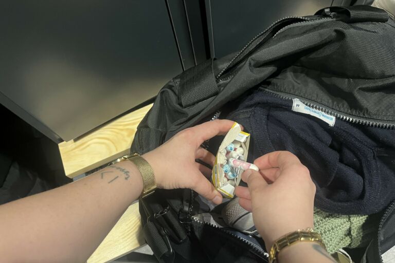 Monen urheilijan laukusta löytyy
terveysiteitä tai tamponeja.
Kuva: Kerttu Tolvanen