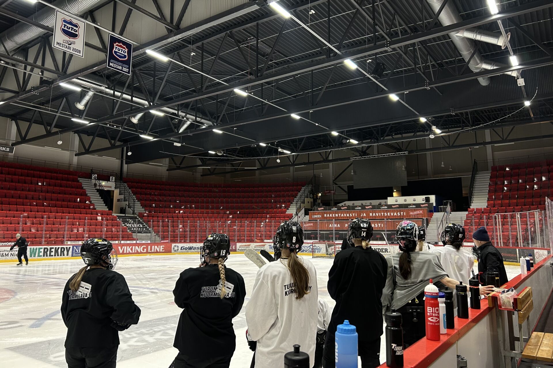 TPS Naiset harjoituksissa. Kuva: Reeta Kämäräinen